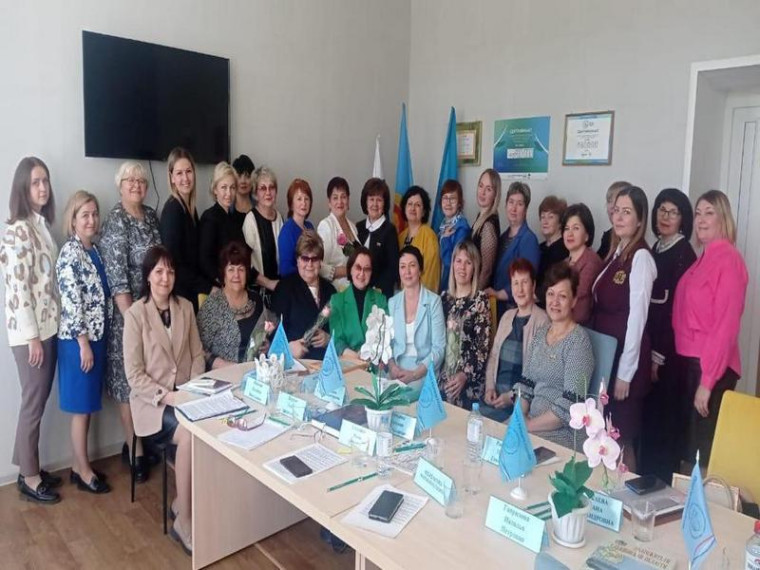 17 мая в муниципальном образовании"Павловский район" прошёл социально-экономический десант Ульяновского регионального отделения «Союз женщин России».