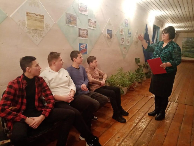 в Тат-Шмалакском СДК провели беседу "Мир без насилия".