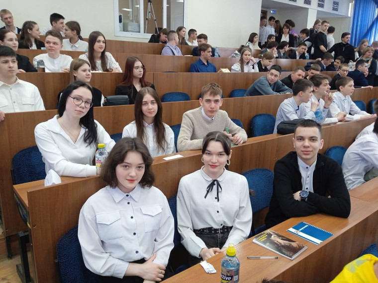 Школьники Павловского района приняли участие в региональном этапе олимпиады ПФО.