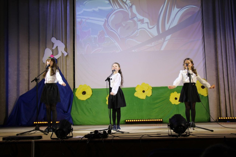 В Павловке прошёл концерт посвященный Дню матери.