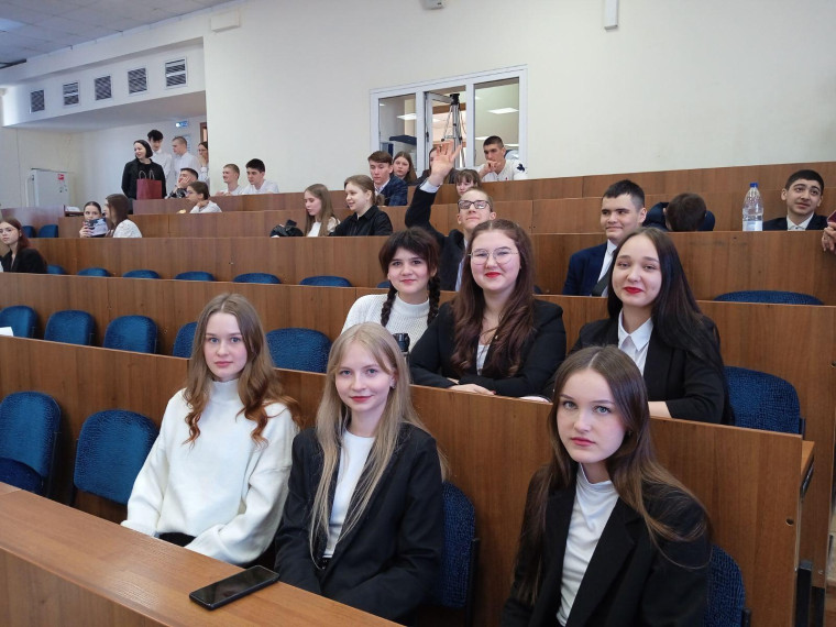 Школьники Павловского района приняли участие в региональном этапе олимпиады ПФО.